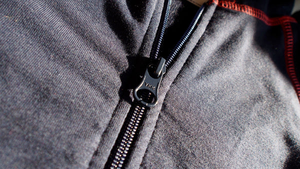 Hoodie in Navy/Coral