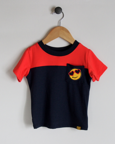T-Shirt in Navy/Coral with Smiley